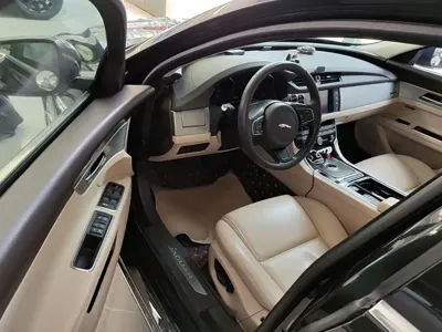 Jaguar XFL
