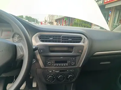 Peugeot 301