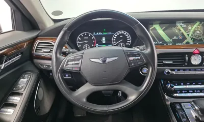 Genesis EQ900