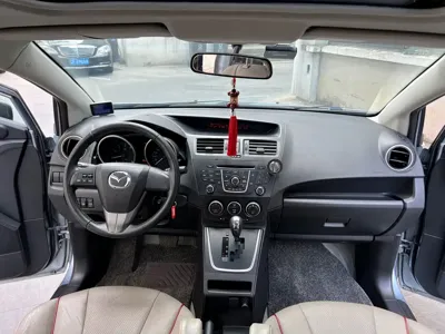 Mazda 5