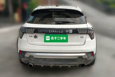 Lynk & Co 02