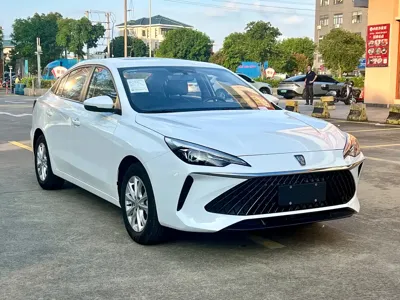 Roewe i5