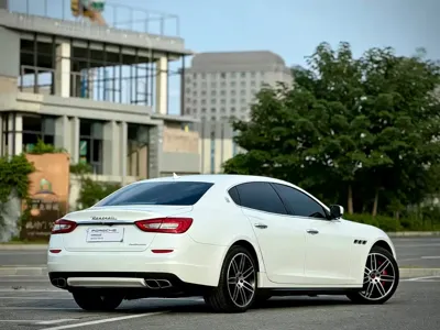 Maserati Quattroporte