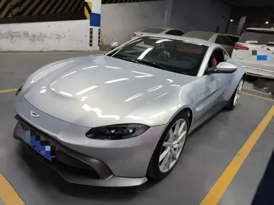 Aston Martin V8 Vantage