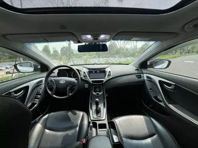 Hyundai Elantra Langdong