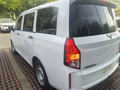 Wuling Hongguang Plus