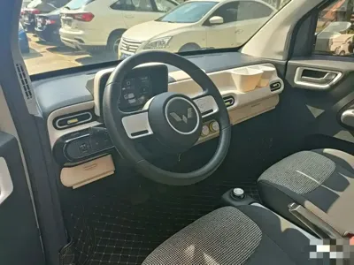 Wuling MINIEV