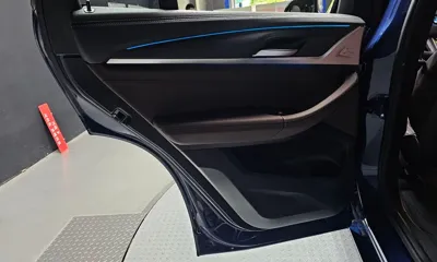 BMW iX3