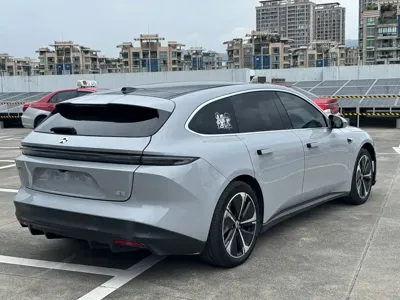 Nio ET5T
