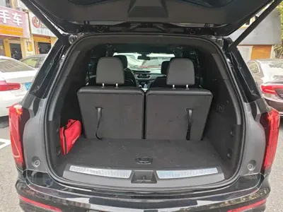 Cadillac XT6