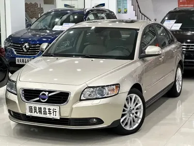 Volvo S40