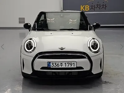 MINI Cooper Convertible
