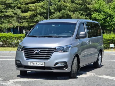 Hyundai Starex