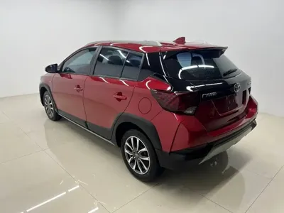 Toyota Yaris L