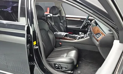 Genesis EQ900