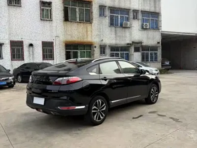 Venucia T90