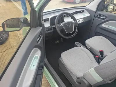Wuling MINIEV