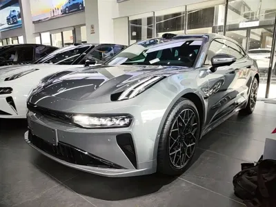 Zeekr 001