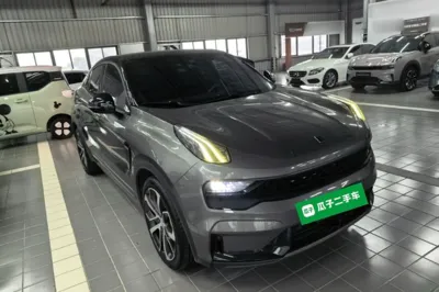 Lynk & Co 05