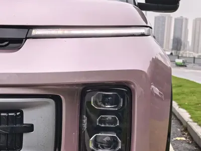 Geely ICON