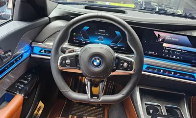 BMW i7