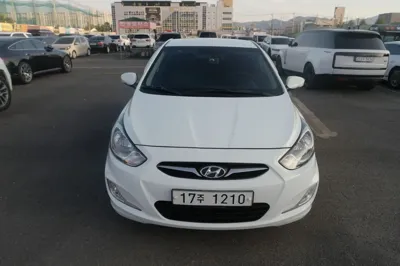 Hyundai Accent