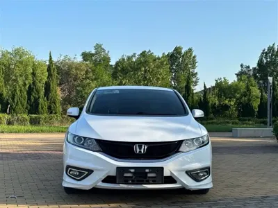 Honda Jade