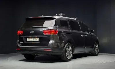 Kia Canival