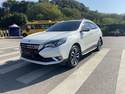 Venucia T90