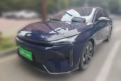Geely Galaxy L6