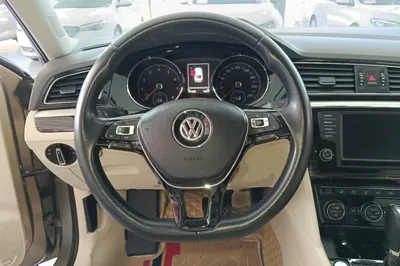 Volkswagen Lamando