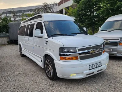 Chevrolet Express Van