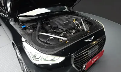 Genesis EQ900