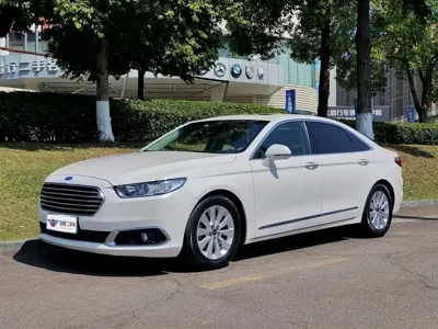 Ford Taurus