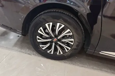 Hongqi HQ9 PHEV