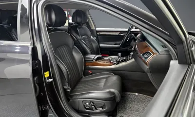 Genesis EQ900