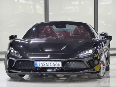Ferrari F8