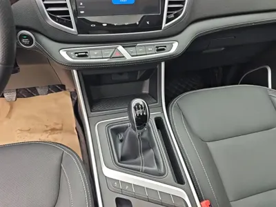 Geely Vision X6