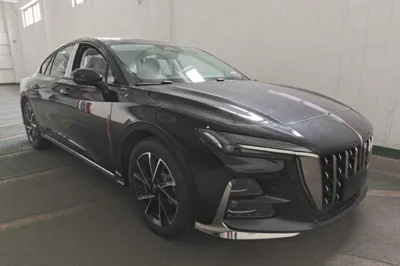 Hongqi H6