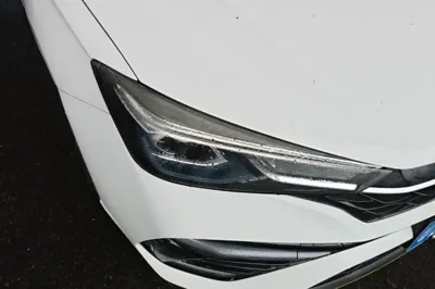 Roewe i5