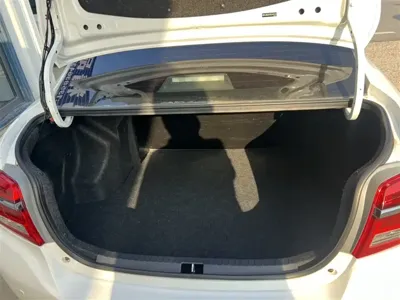 Toyota Yaris L