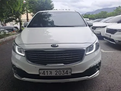 Kia Canival