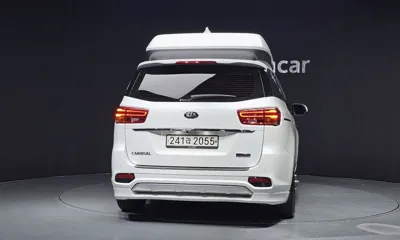 Kia Canival