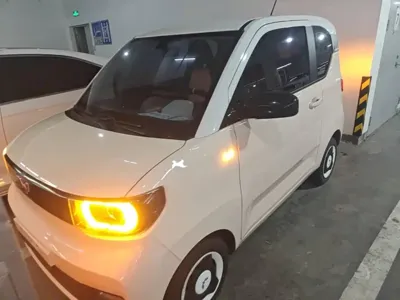 Wuling MINIEV