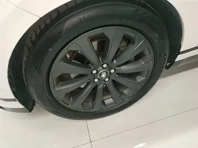 Land Rover Velar