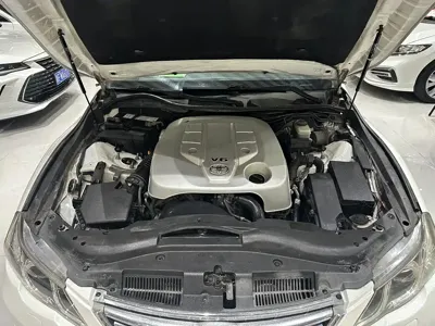 Toyota Reiz