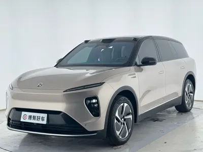Nio ES8