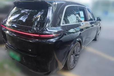Li Auto L8