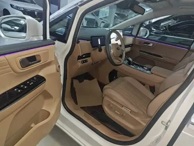 JAC Refine Refine RF8 PHEV