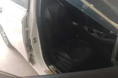 Roewe i5